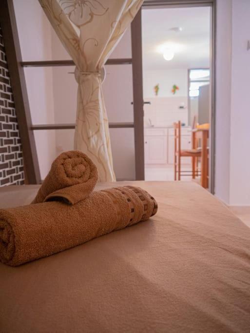 Peros Traditional House Haraki