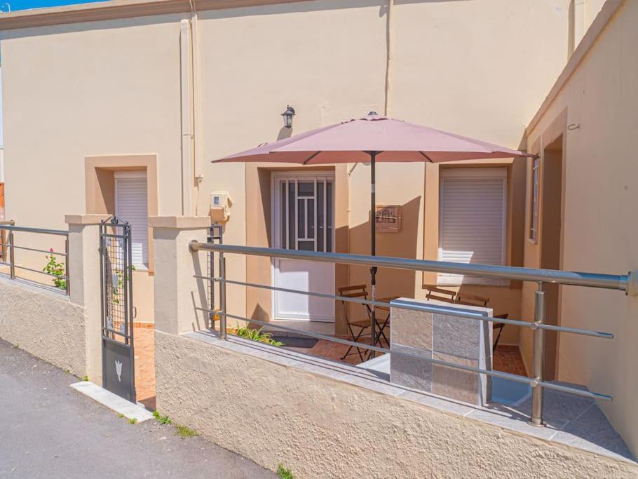 Apartment Peros Traditional House *