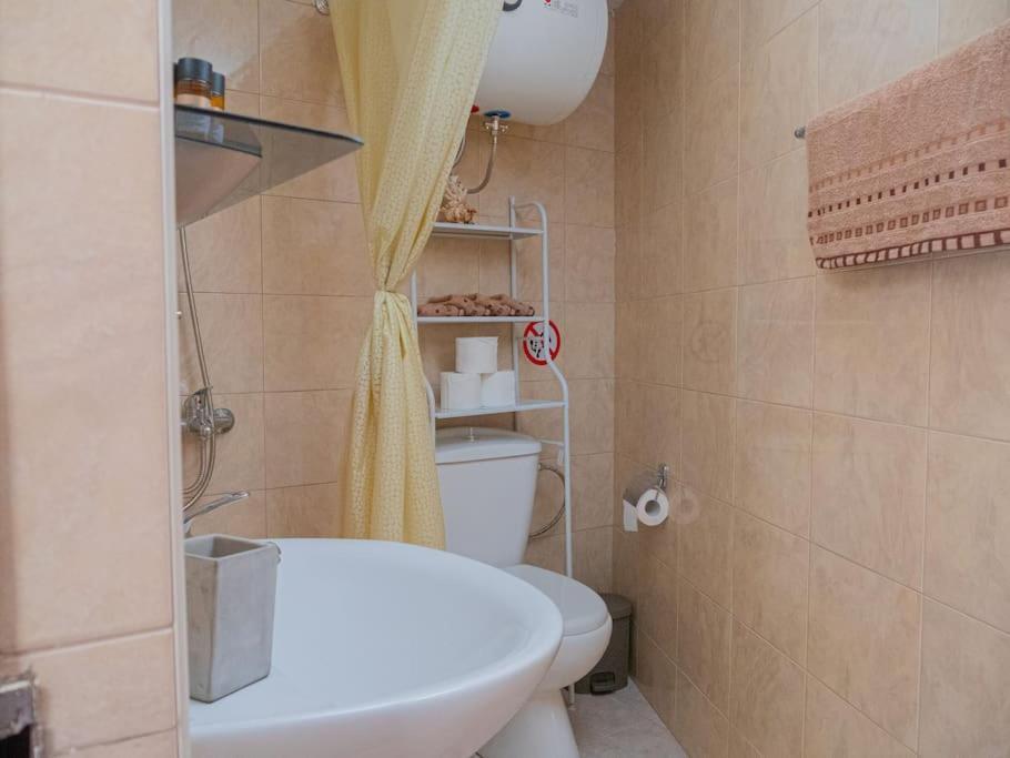 Peros Traditional House Apartment Haraki